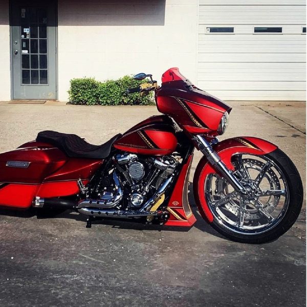 Chrome PS4 Harley Street Glide Performance Bagger Motorcycle Wheel gallery image 2 1200 x 1200