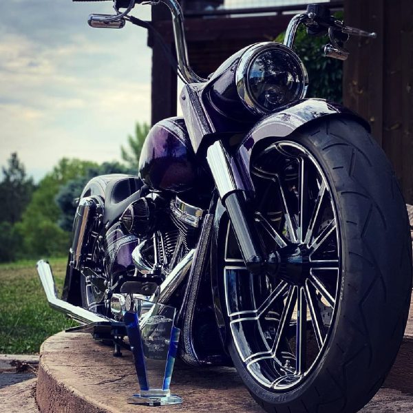 SMT_BLACK_DOUBLE_CUT_CENTERFOLD_HARLEY_ROAD_KING_MOTORCYCLE_BAGGER_WHEEL_GALLERY IMAGE 12 1200 x 1200