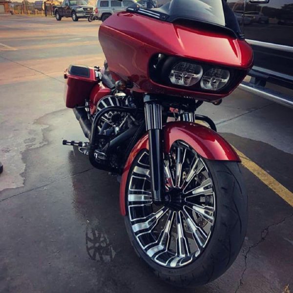 SMT_BLACK_DOUBLE_CUT_ROULETTE_HARLEY_BAGGER_MOTORCYCLE_WHEEL_GALLERY IMAGE 6 1200 x 1200