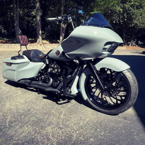 SMT_Black_Crusade_Harley_Road_Glide_Bagger_Motorcycle_Wheel_gallery_image_3_1200 x 1200