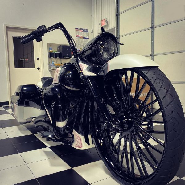 SMT_Black_DirtySpoke_Harley_Road_King_Bagger_Motorcycle_Wheel_gallery_image_6_1200 x 1200